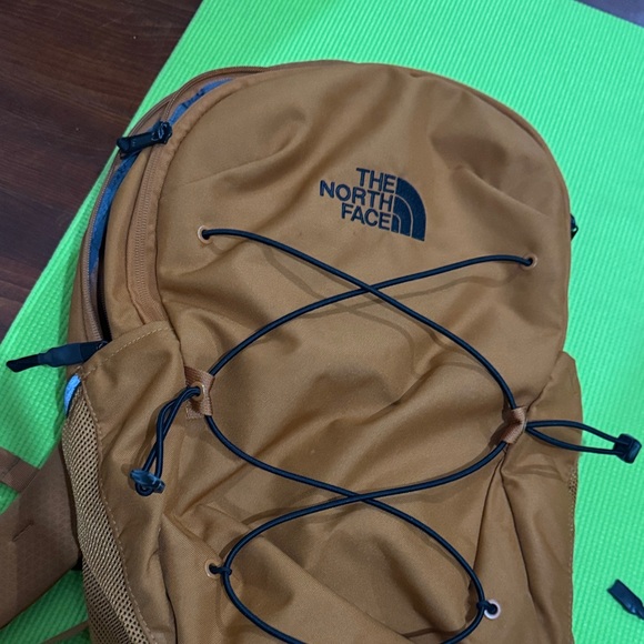 The North Face orange Backpack - Picture 5 of 6